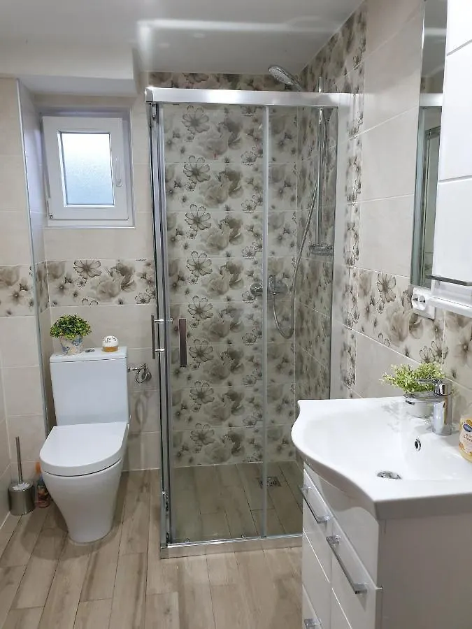 Apartments Elena Ugljan